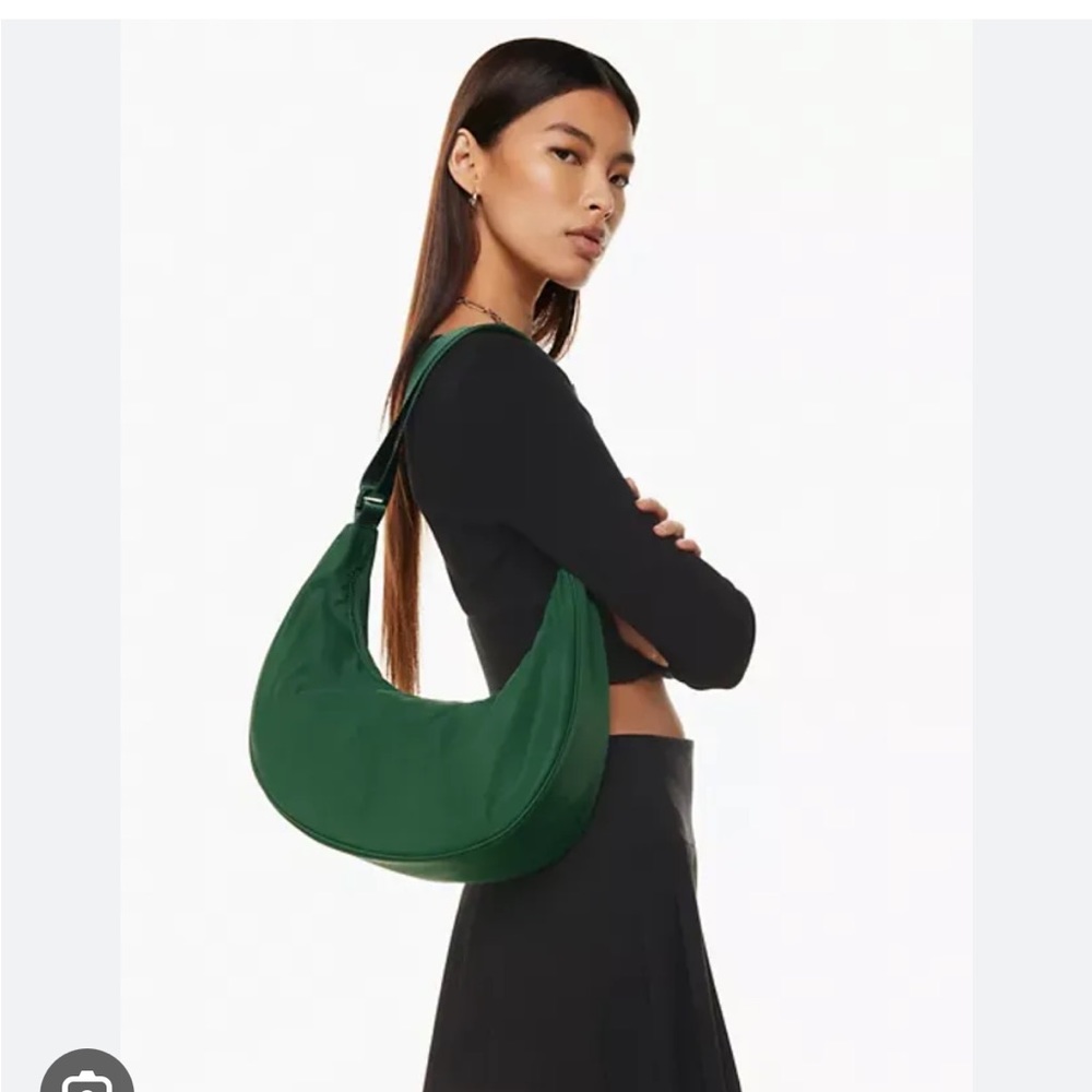 Aritzia Sunday Best Phoebe bag | Black